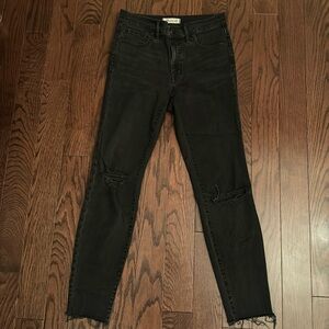 Madewell 9” High Rise Distressed Skinny Jeans